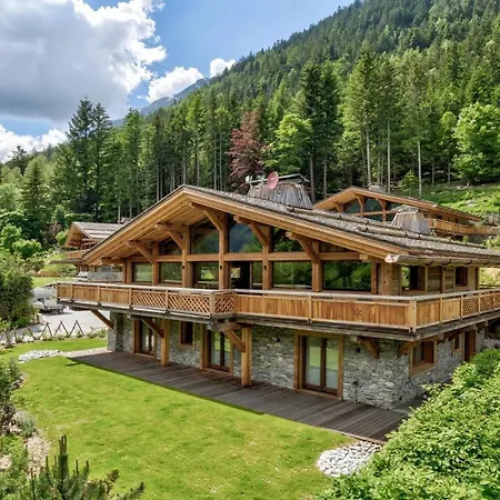 Chalet L'ubac דירה