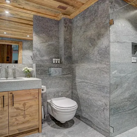 Chalet L'ubac דירה *